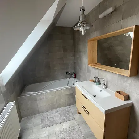 Pod Nizkymi Tatrami *