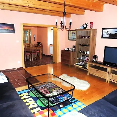 度假居 Pod Nizkymi Tatrami