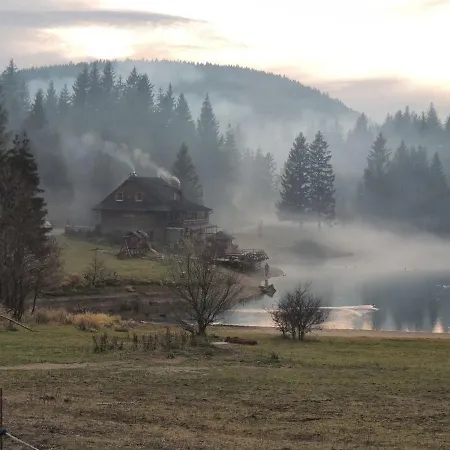 Pod Nizkymi Tatrami 度假居 Jasenie