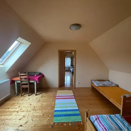 度假居 Pod Nizkymi Tatrami *