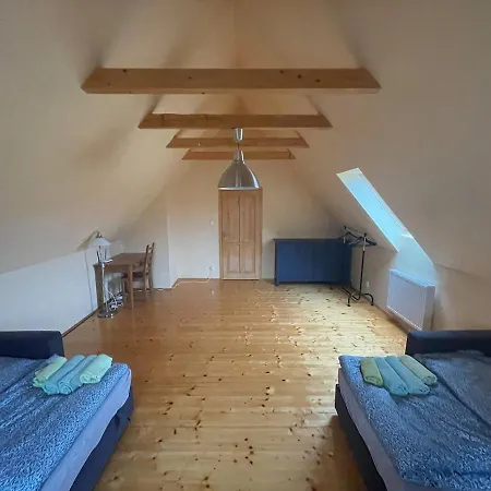 度假居 Pod Nizkymi Tatrami Jasenie