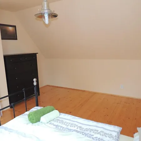 Pod Nizkymi Tatrami Jasenie