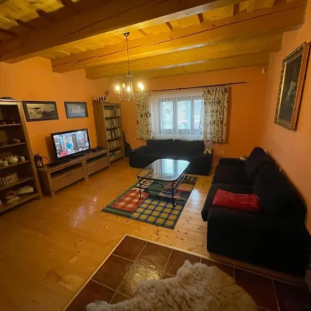 度假居 Pod Nizkymi Tatrami