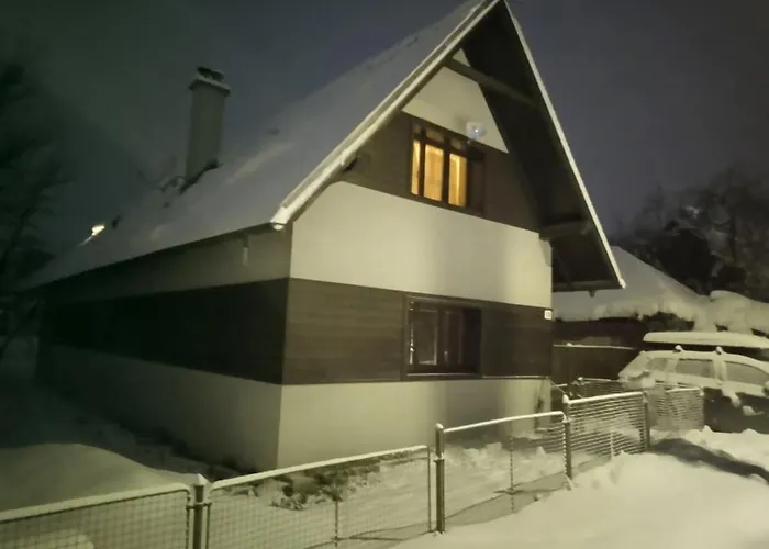 Pod Nizkymi Tatrami بيت للعطل Jasenie