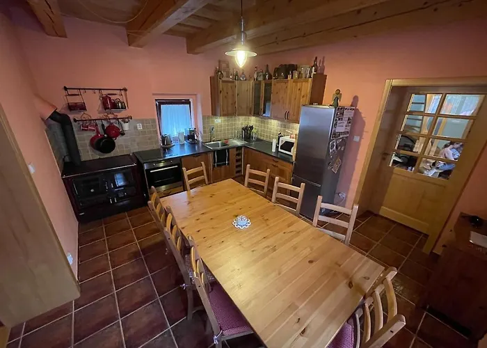 Pod Nizkymi Tatrami بيت للعطل *