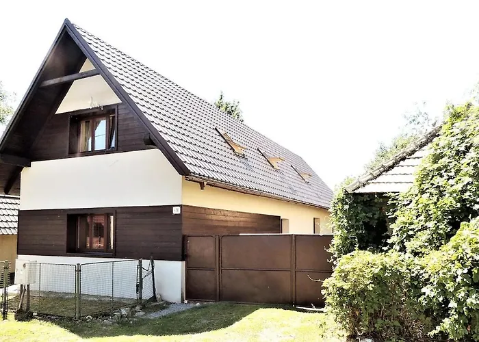 بيت للعطل Pod Nizkymi Tatrami Jasenie